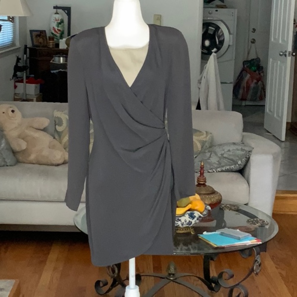 Elegant Episode formal dress - Picture 4 of 11